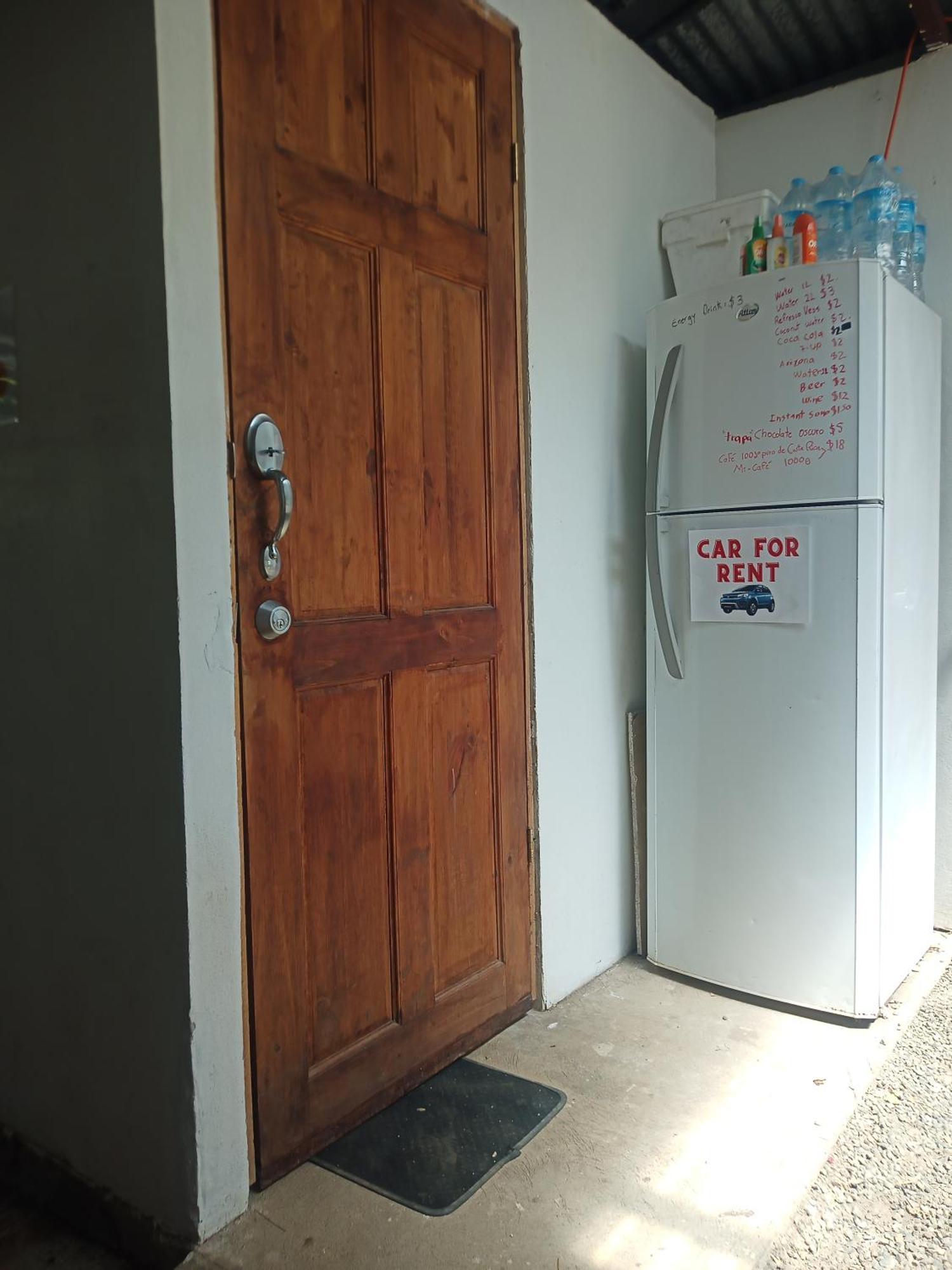 Hogar Tico-Estadounidense Cerca De Aeropuerto Alajuela Kültér fotó