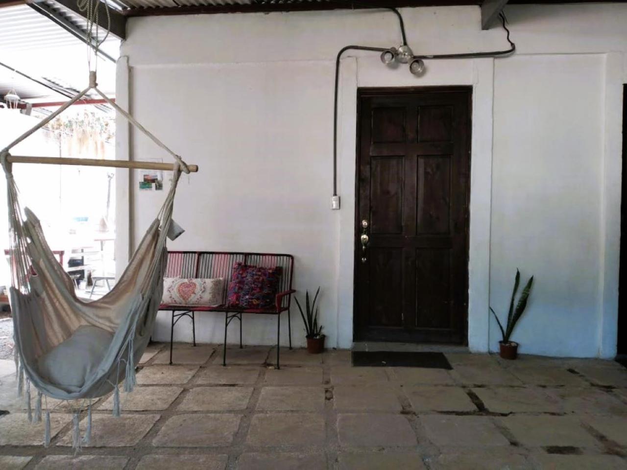 Hogar Tico-Estadounidense Cerca De Aeropuerto Alajuela Kültér fotó
